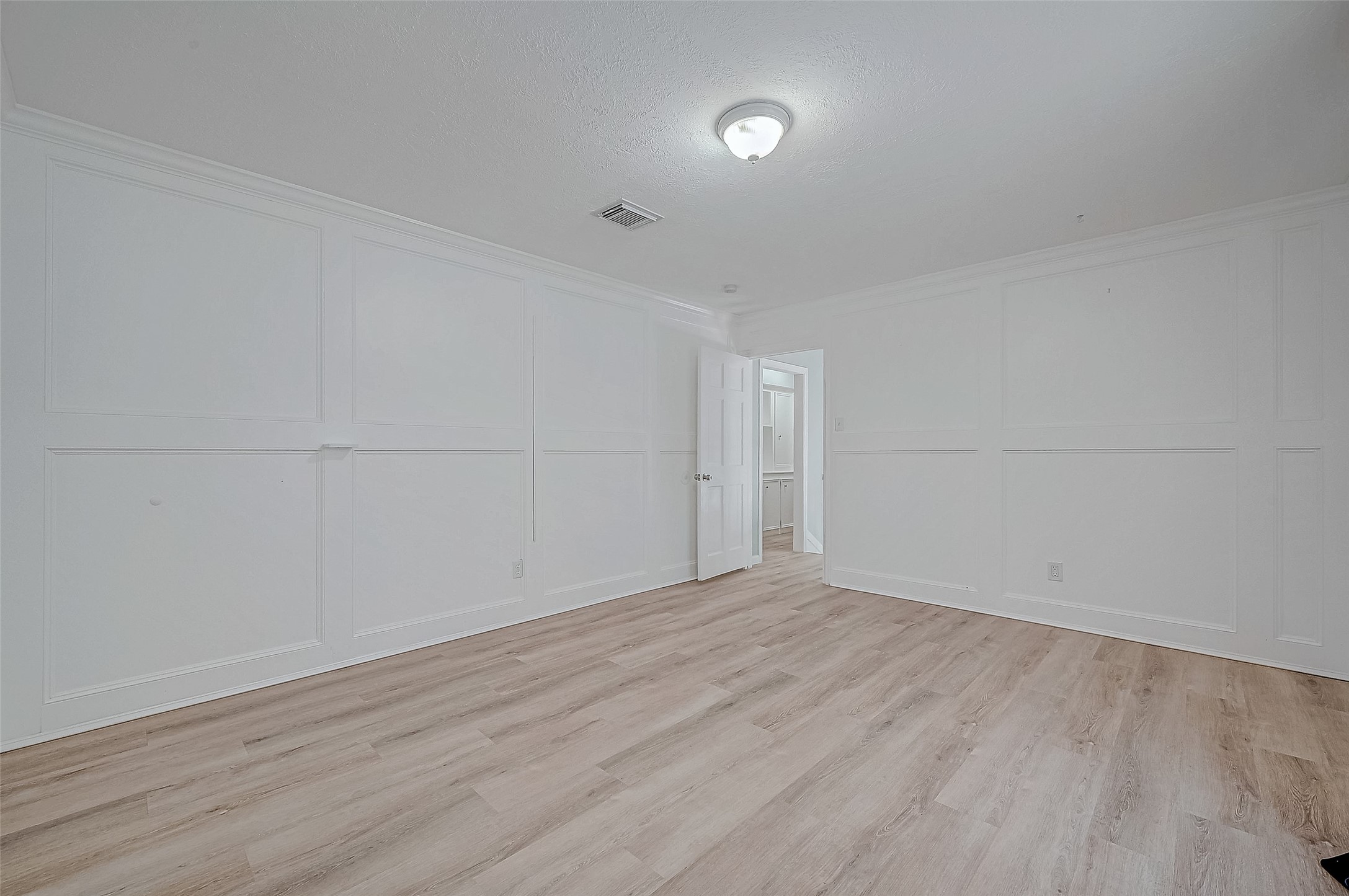 8110 Bent Oak Lane Property Photo 26