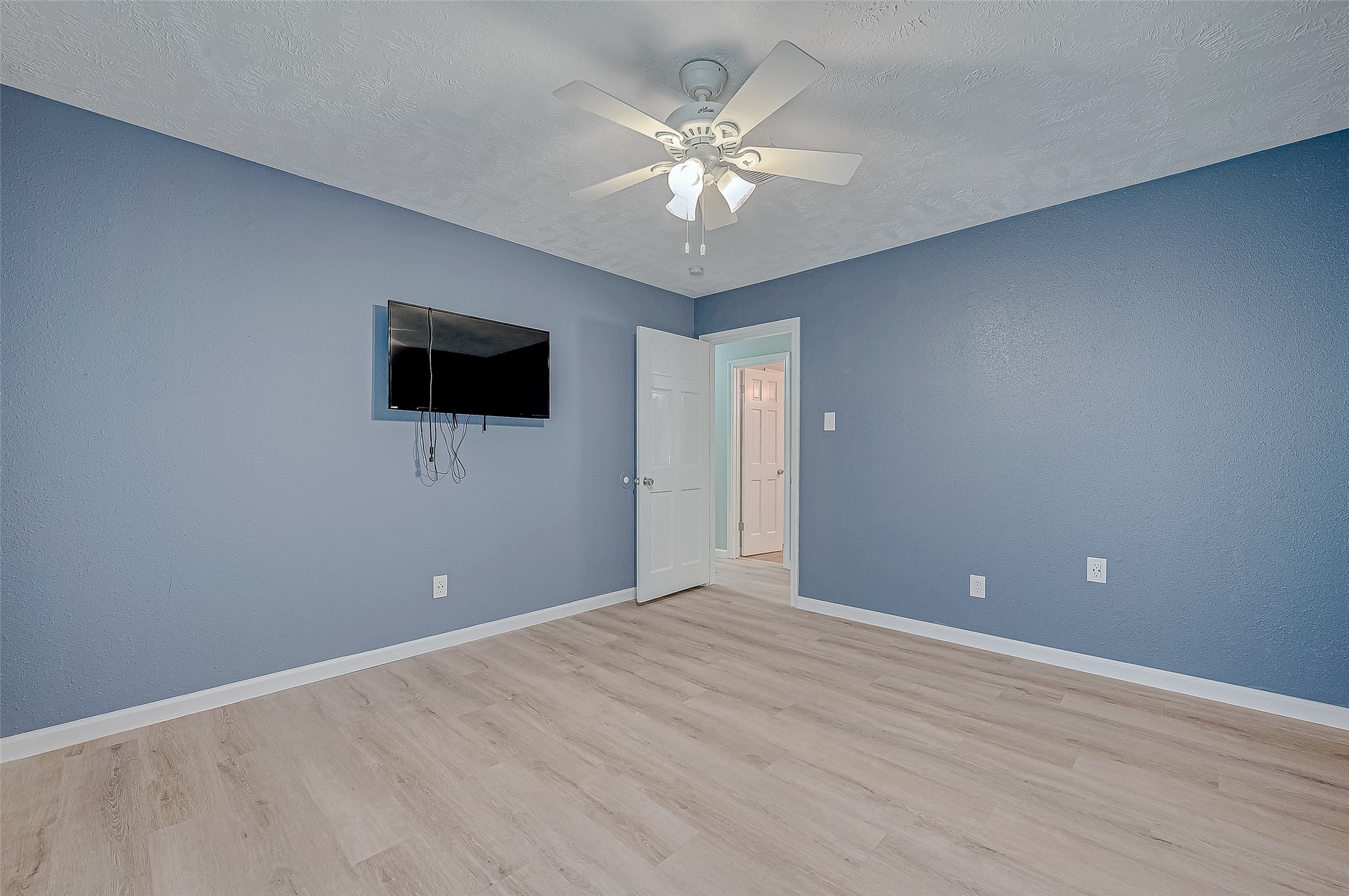 8110 Bent Oak Lane Property Photo 28