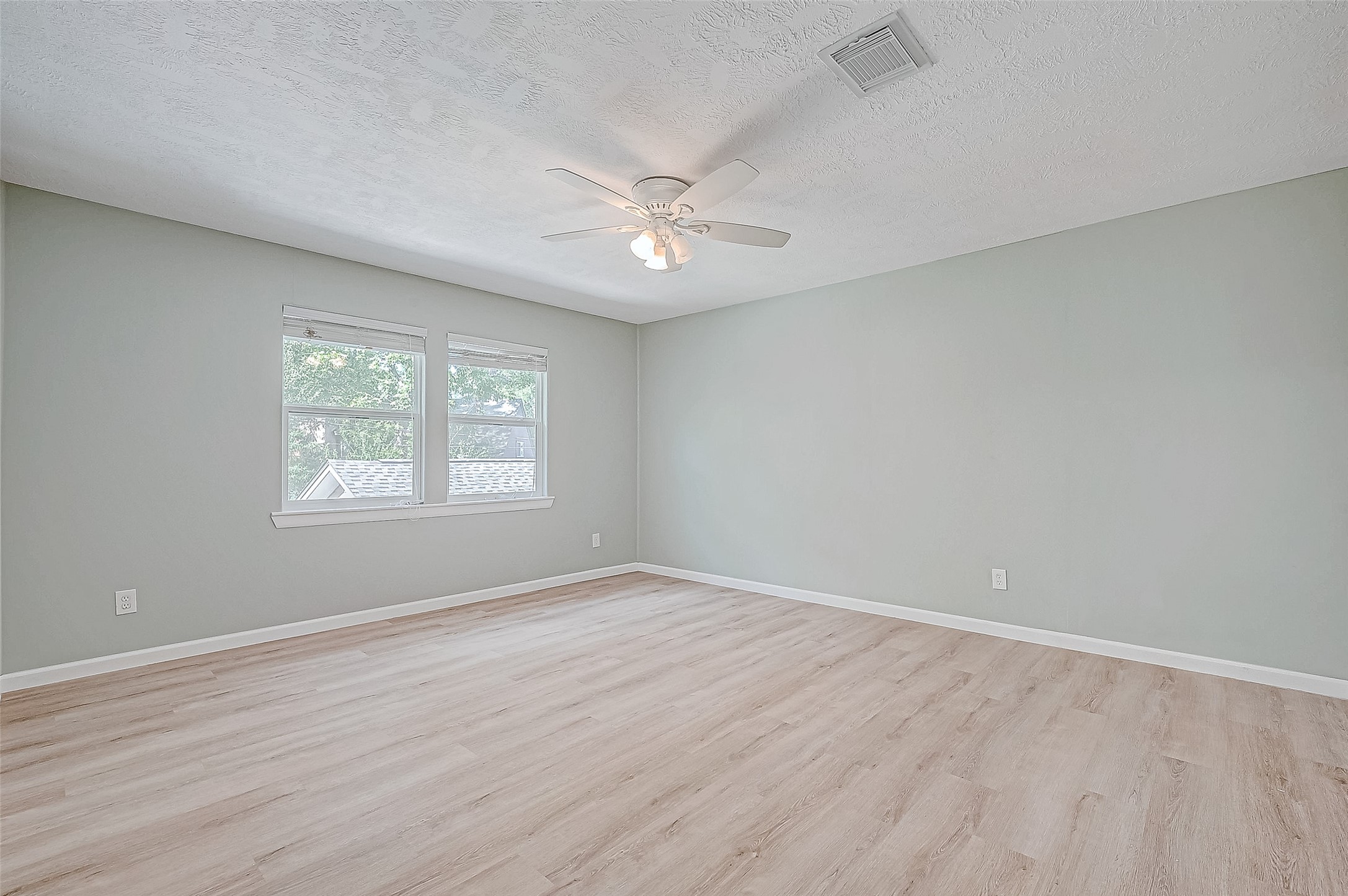 8110 Bent Oak Lane Property Photo 29