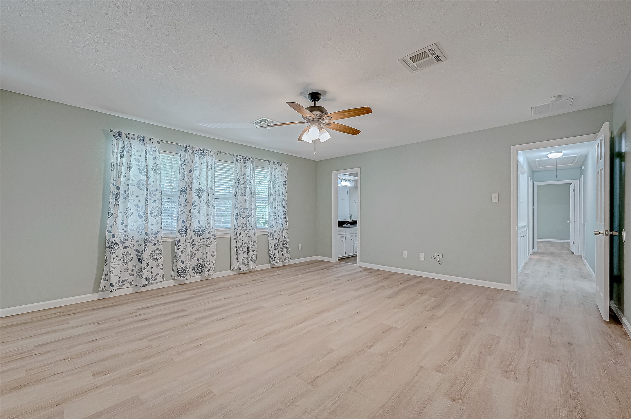 8110 Bent Oak Lane Property Photo 35