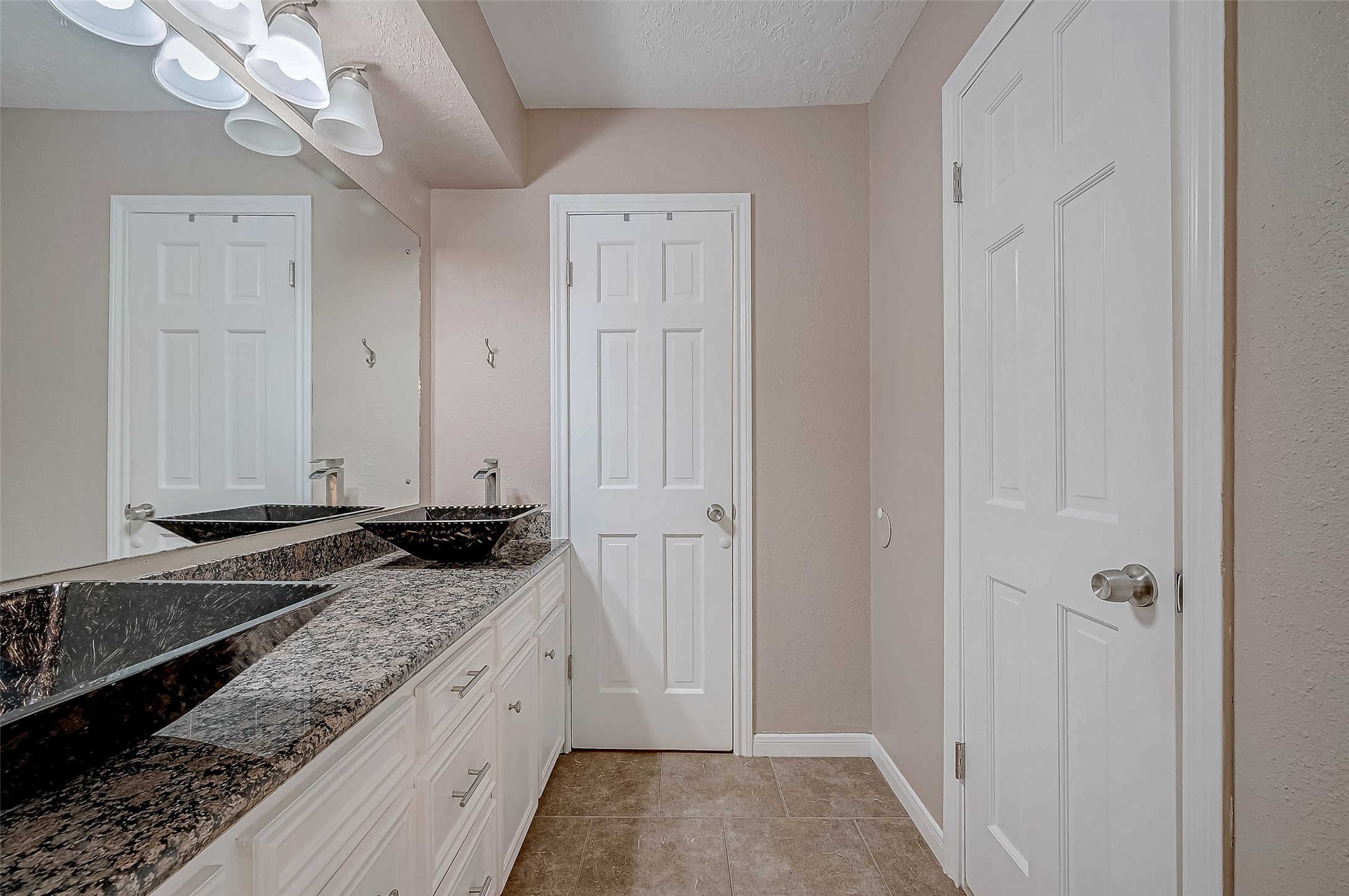 8110 Bent Oak Lane Property Photo 37