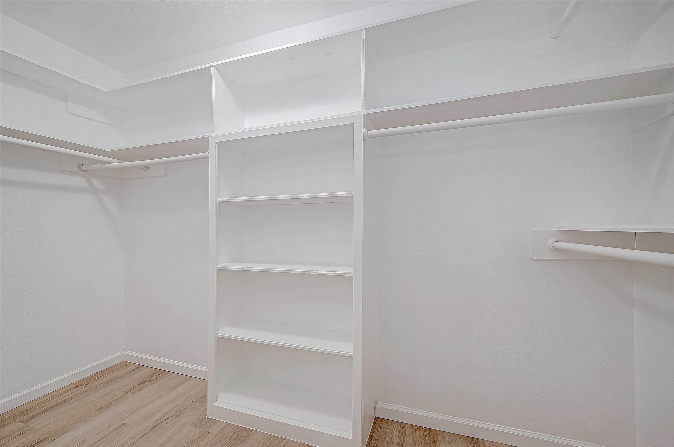 8110 Bent Oak Lane Property Photo 41