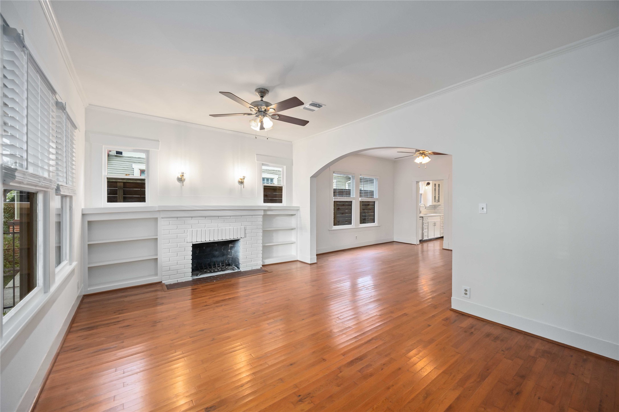 2608 Morrison Street Property Photo 10