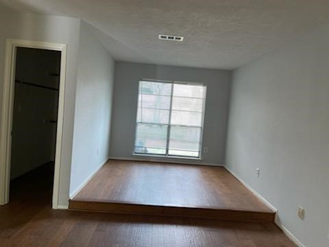 1326 Barrowgate Drive Property Photo 4