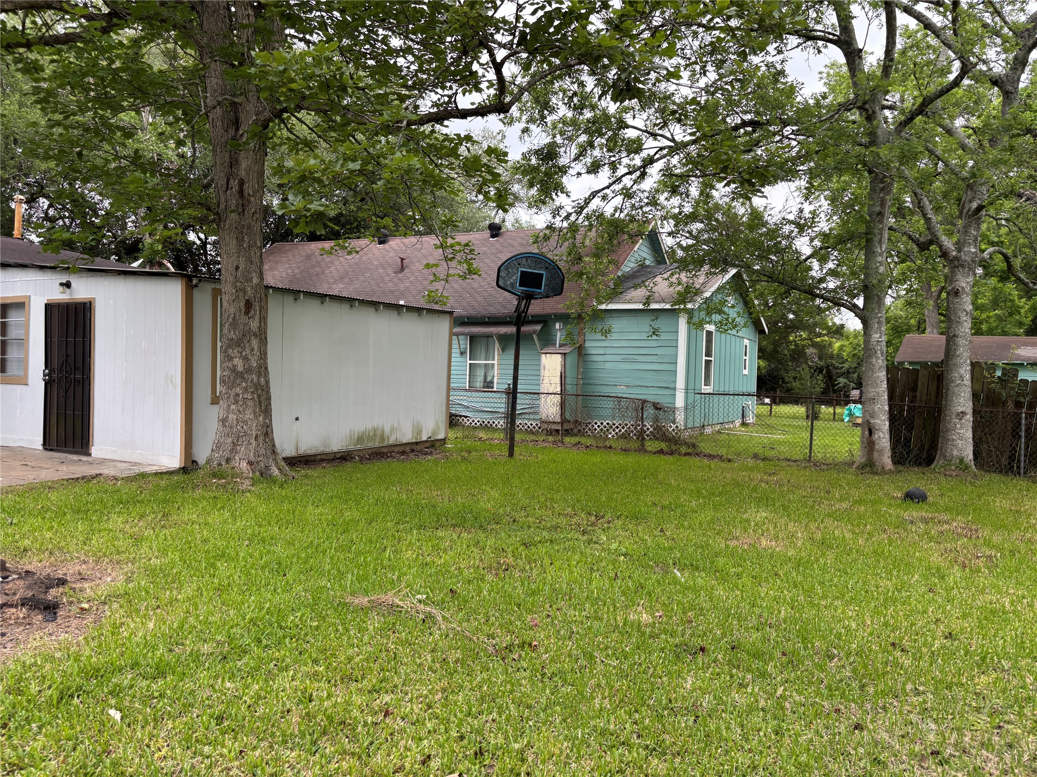 2118 8th Street Property Photo 17
