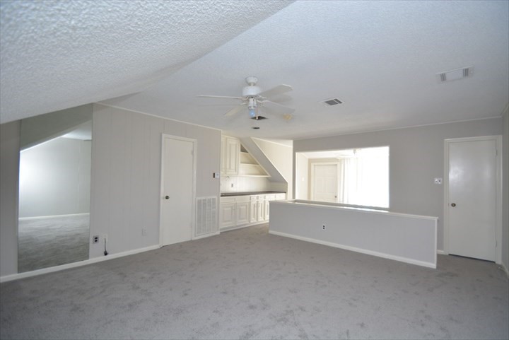 538 Longview Drive Property Photo 20
