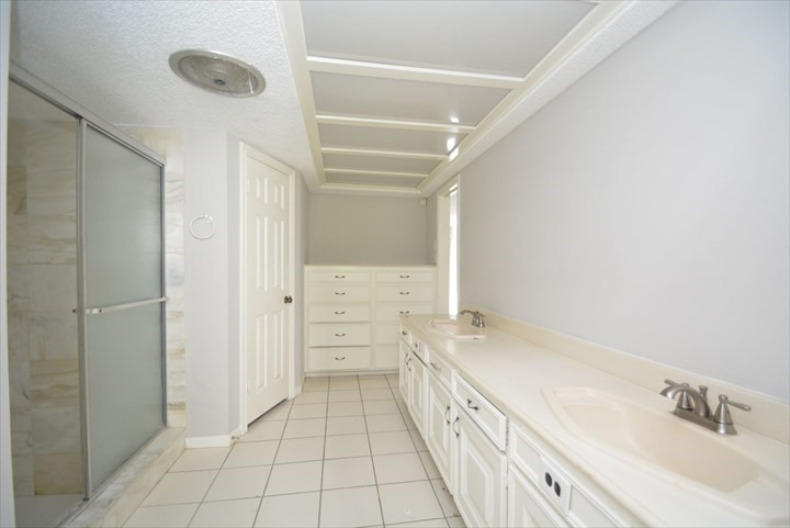 538 Longview Drive Property Photo 24