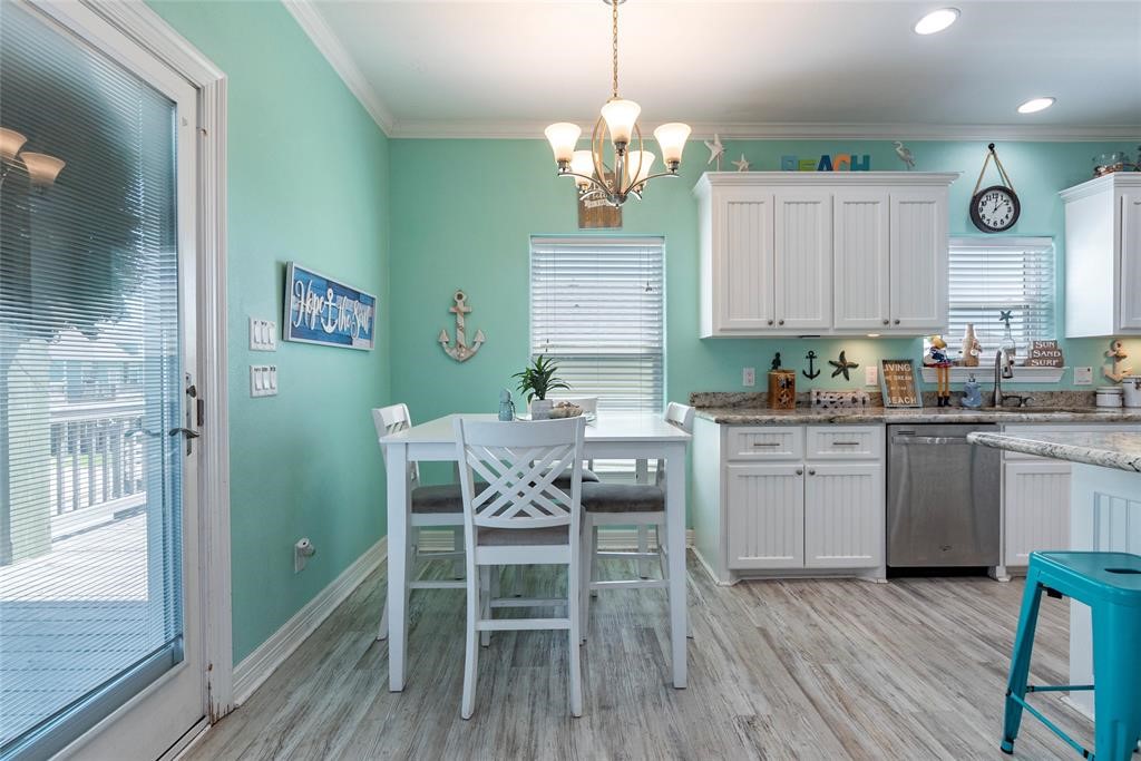 987 Surf Property Photo 6