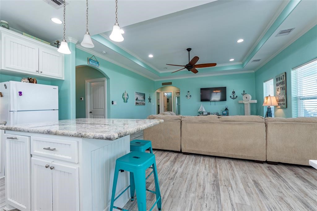 987 Surf Property Photo 12