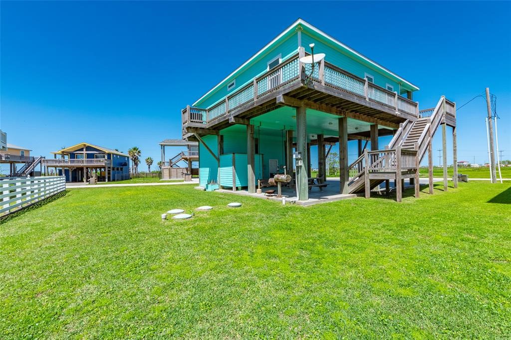987 Surf Property Photo 37