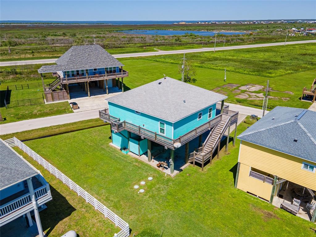 987 Surf Property Photo 42