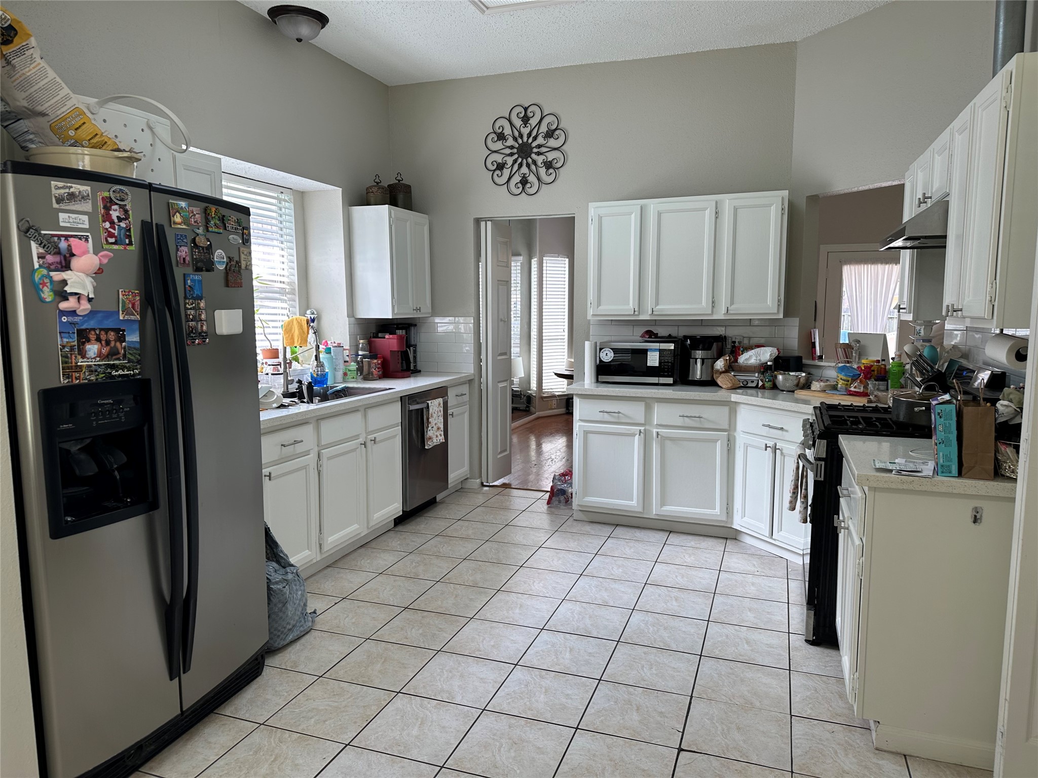 3118 Lakefield Way Property Photo 4