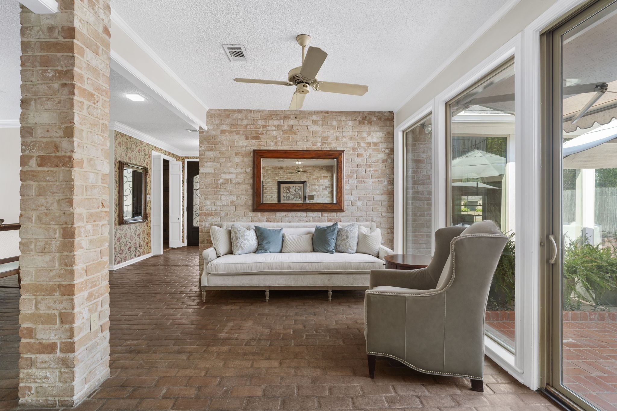 443 Fox Briar Lane Property Photo 11