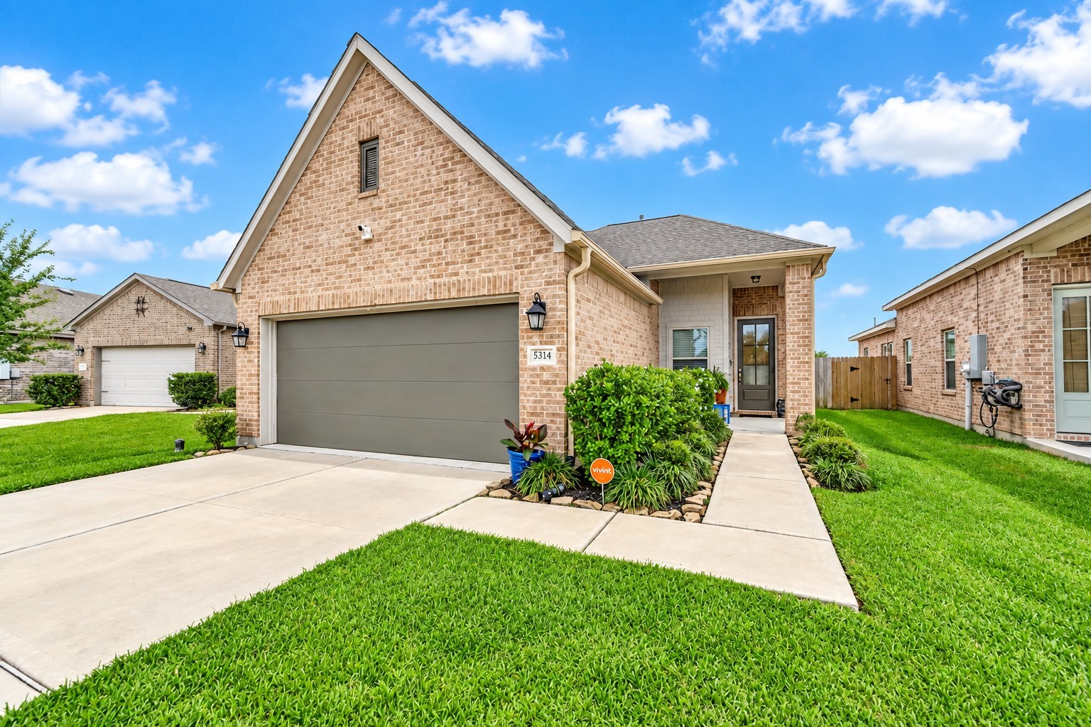 5314 Abbeville Court Property Photo 1