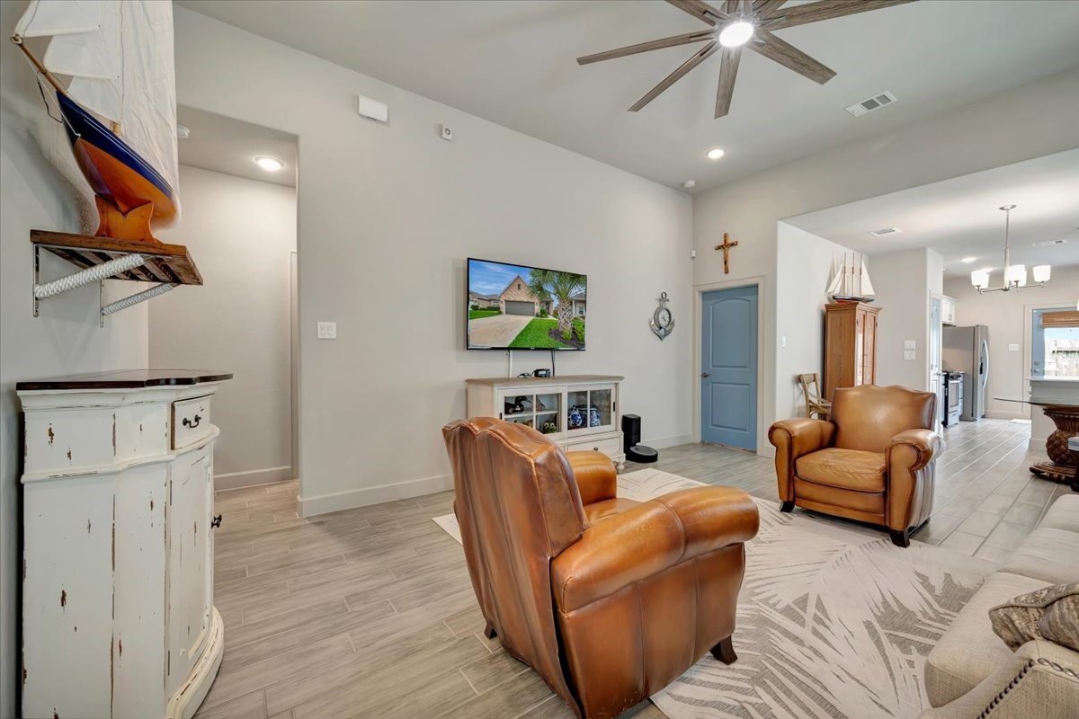 5314 Abbeville Court Property Photo 9