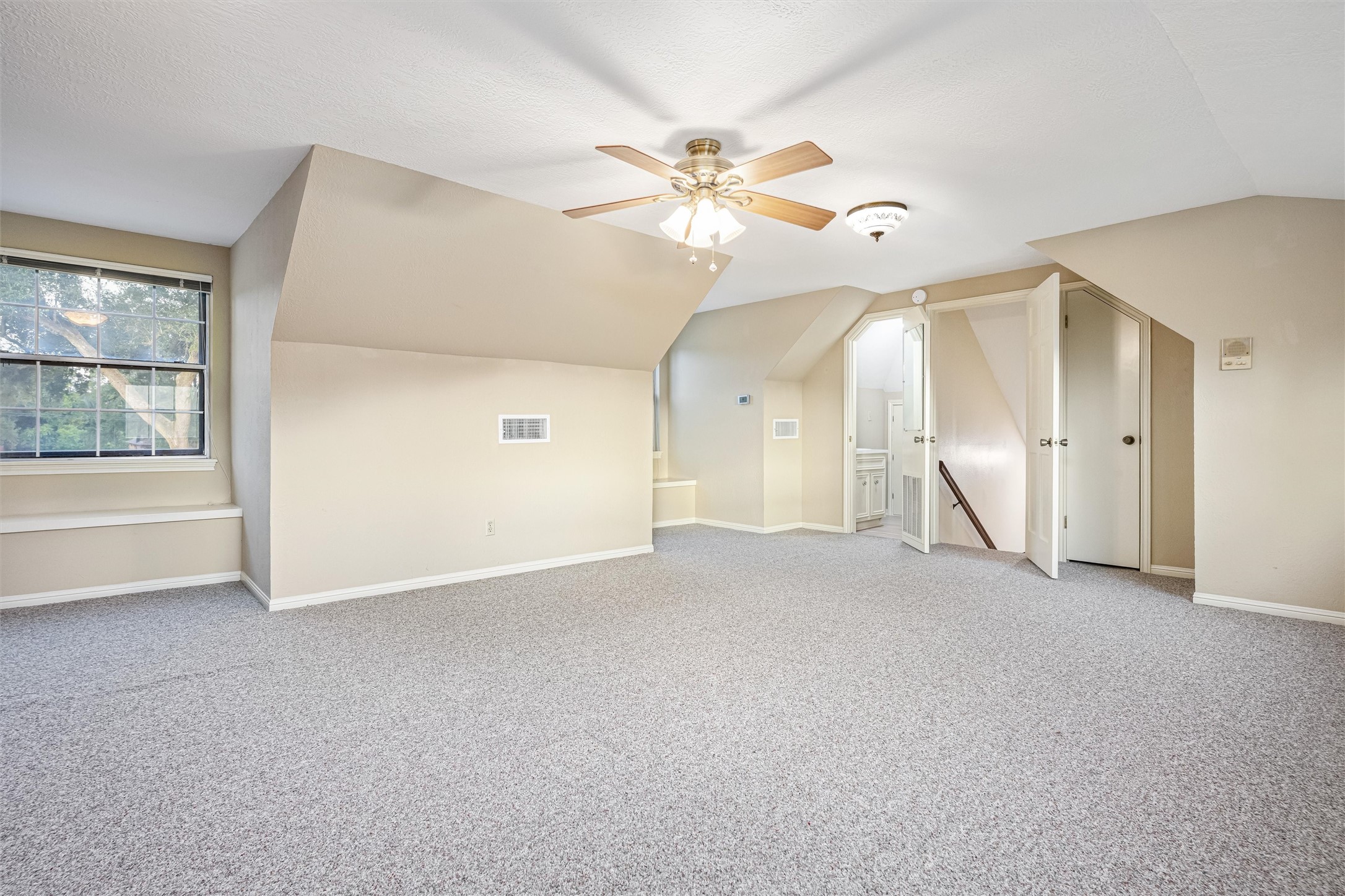 1715 Avenue D Property Photo 28