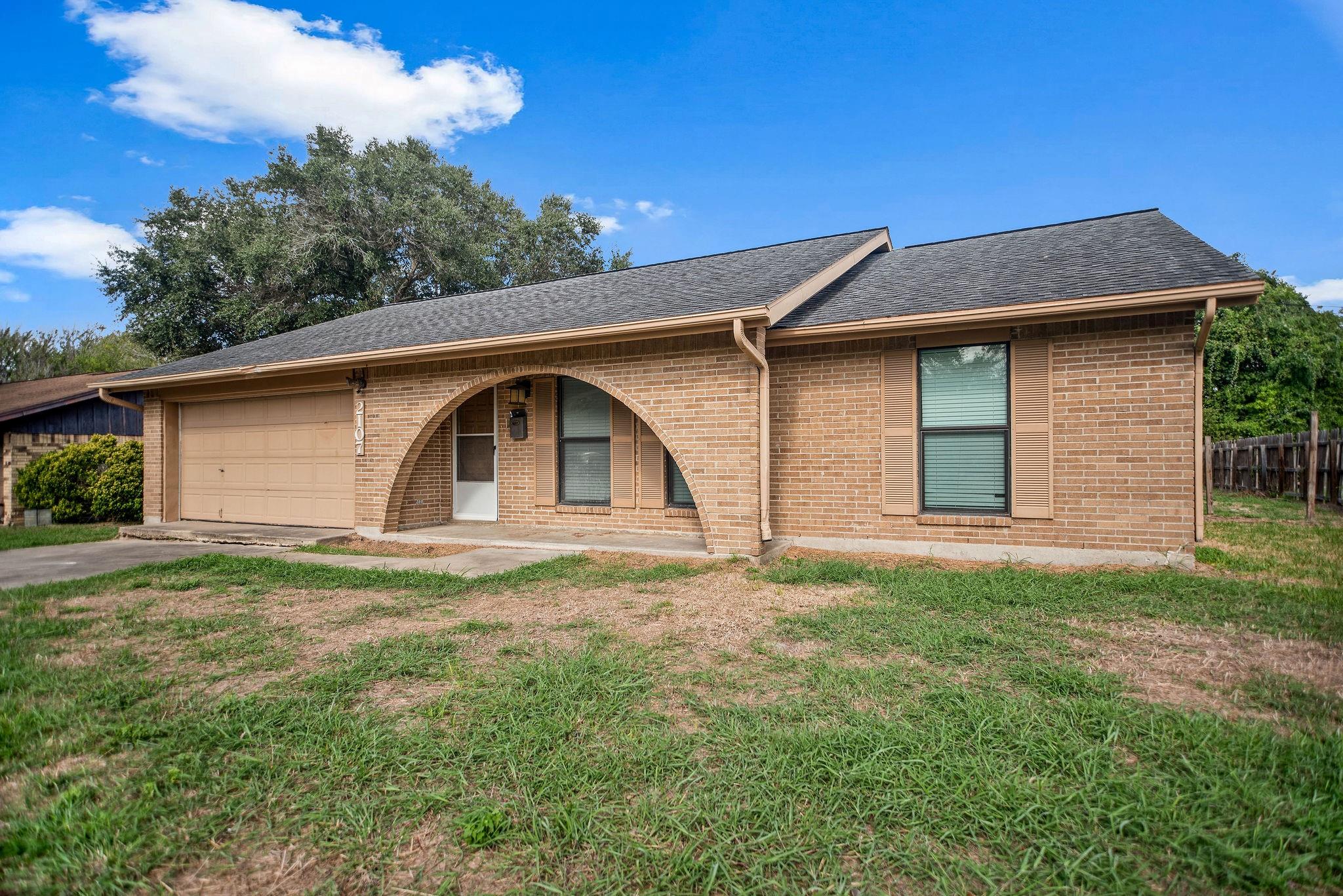 2107 Jackson Street Property Photo 2