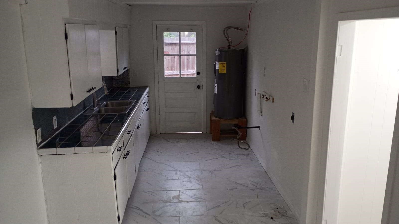 1302 Thomas Avenue Property Photo 6