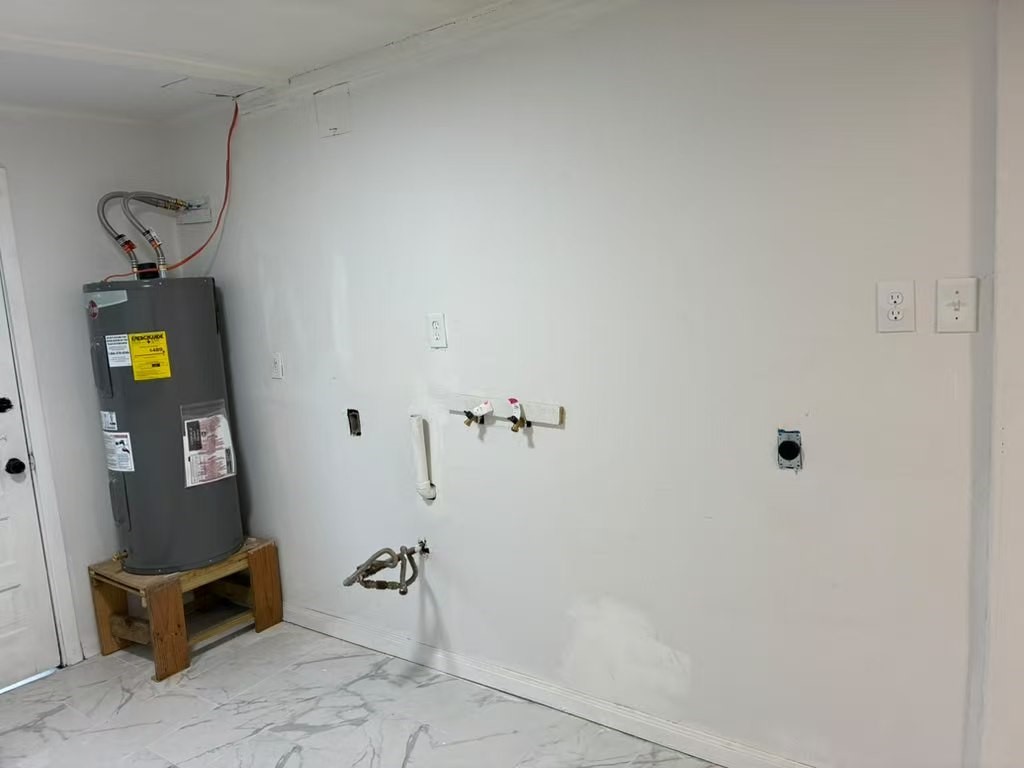 1302 Thomas Avenue Property Photo 10