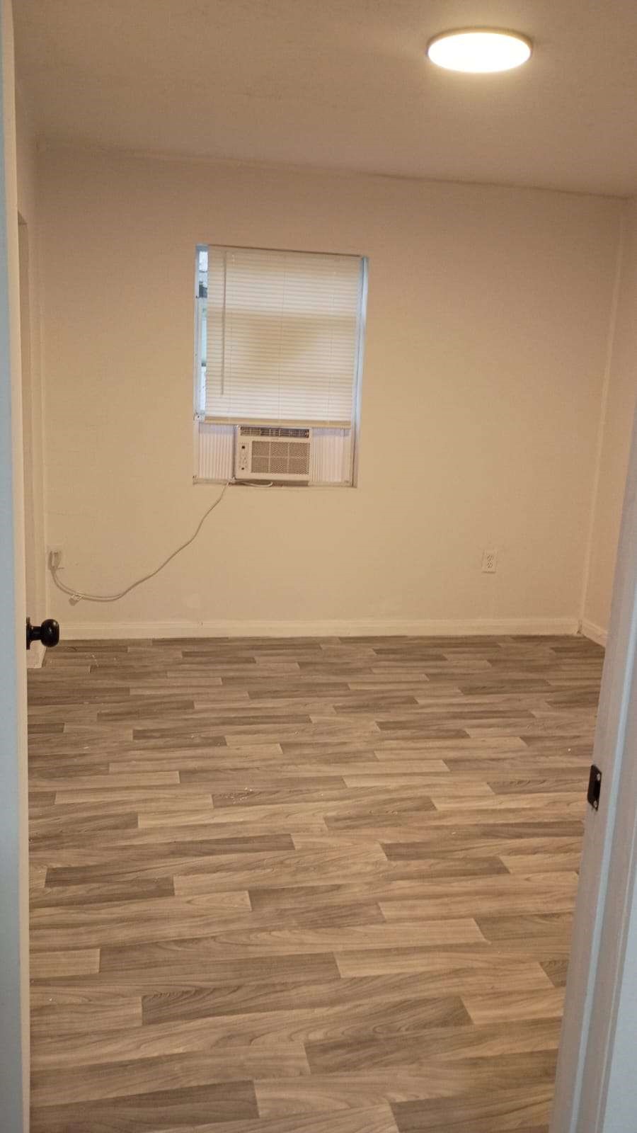 1302 Thomas Avenue Property Photo 13