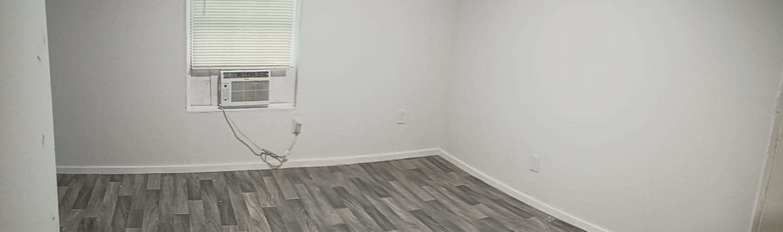 1302 Thomas Avenue Property Photo 16