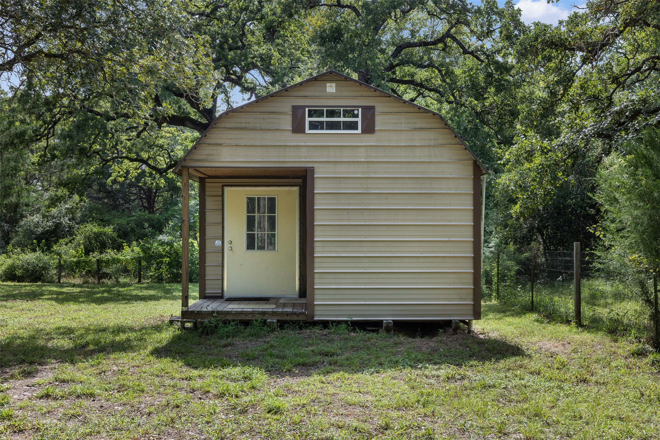 17756 County Road 473 Property Photo 25
