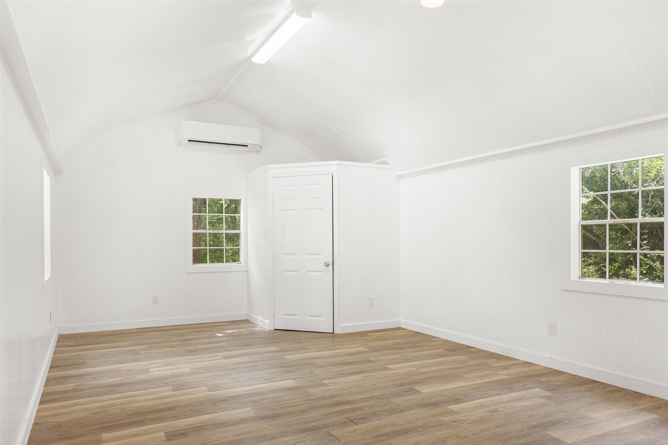 17756 County Road 473 Property Photo 26