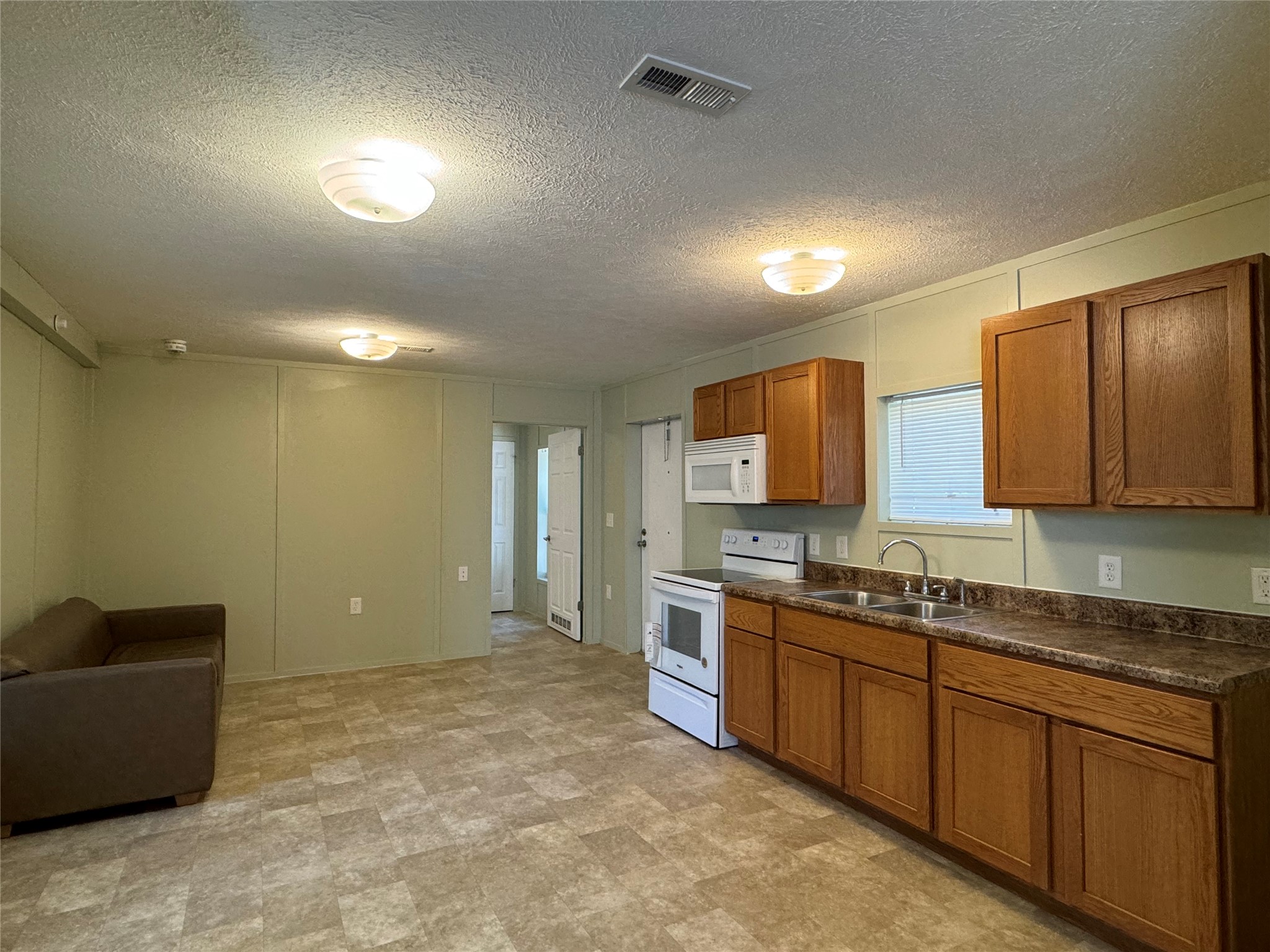 45 Whippoorwill Property Photo 9