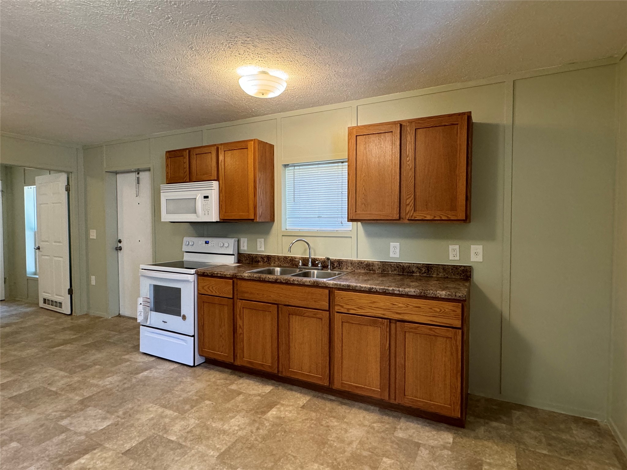 45 Whippoorwill Property Photo 11
