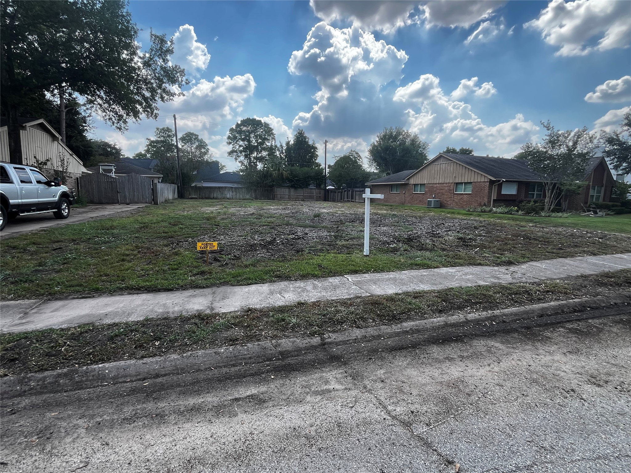 10723 Longmont Drive Property Photo 2