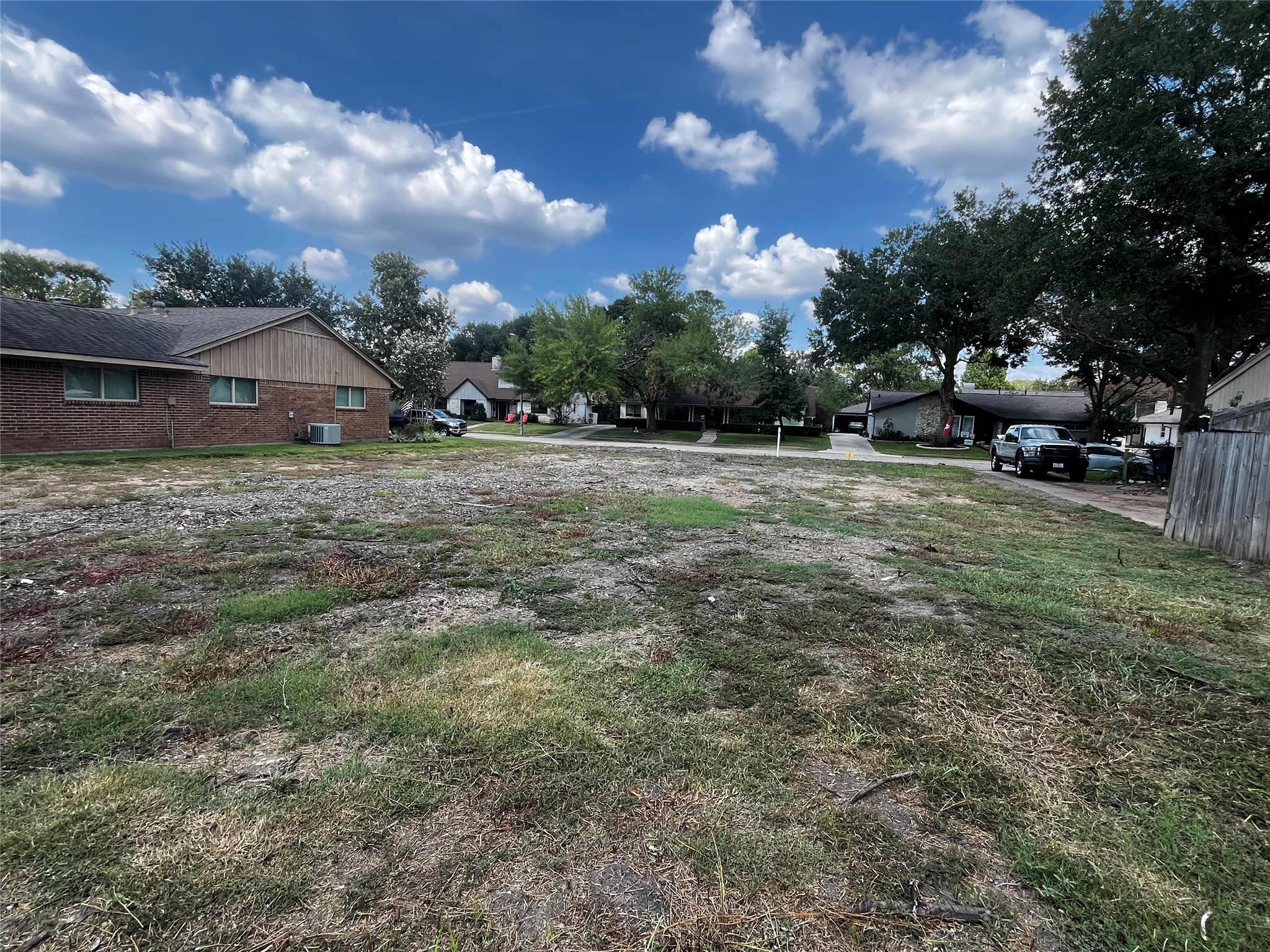 10723 Longmont Drive Property Photo 4