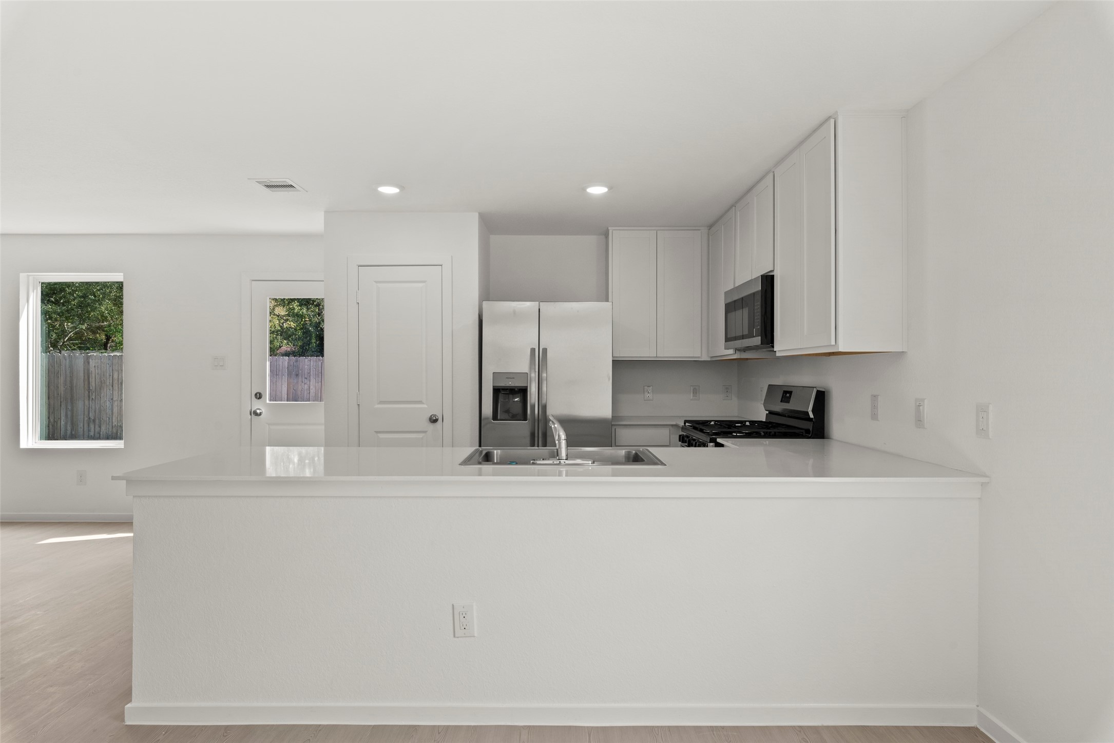 3094 Mallorca Drive Property Photo 11