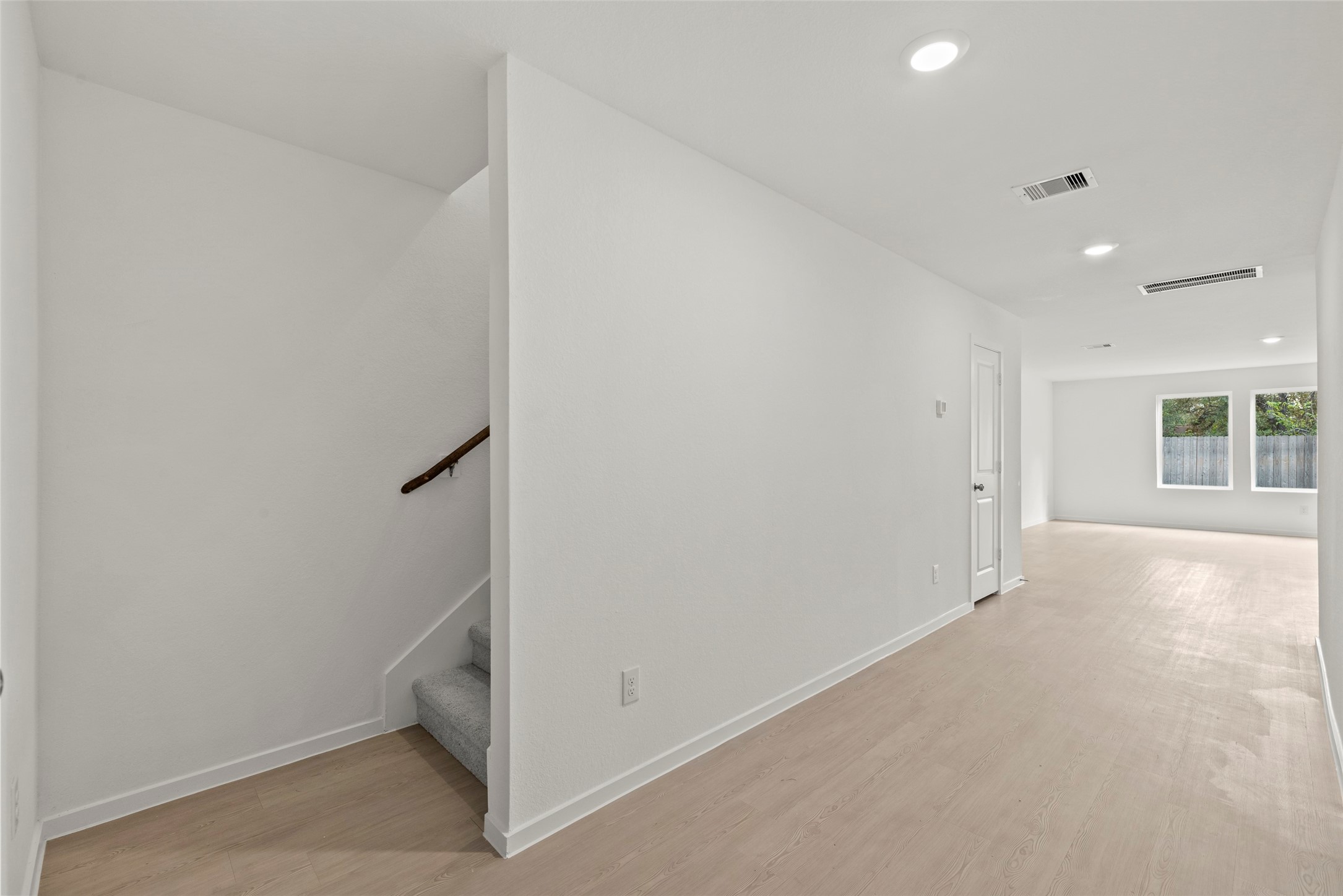 3094 Mallorca Drive Property Photo 15