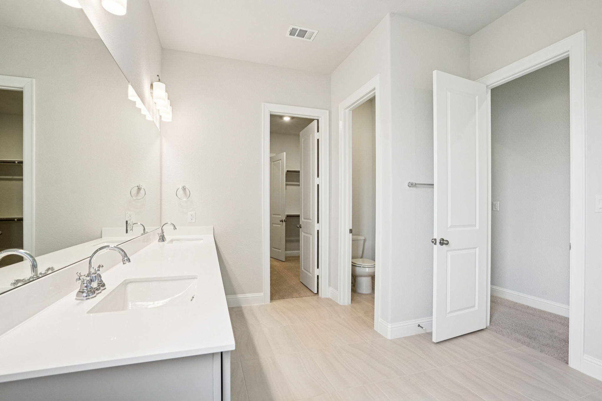 5426 Timpson Drive Property Photo 16