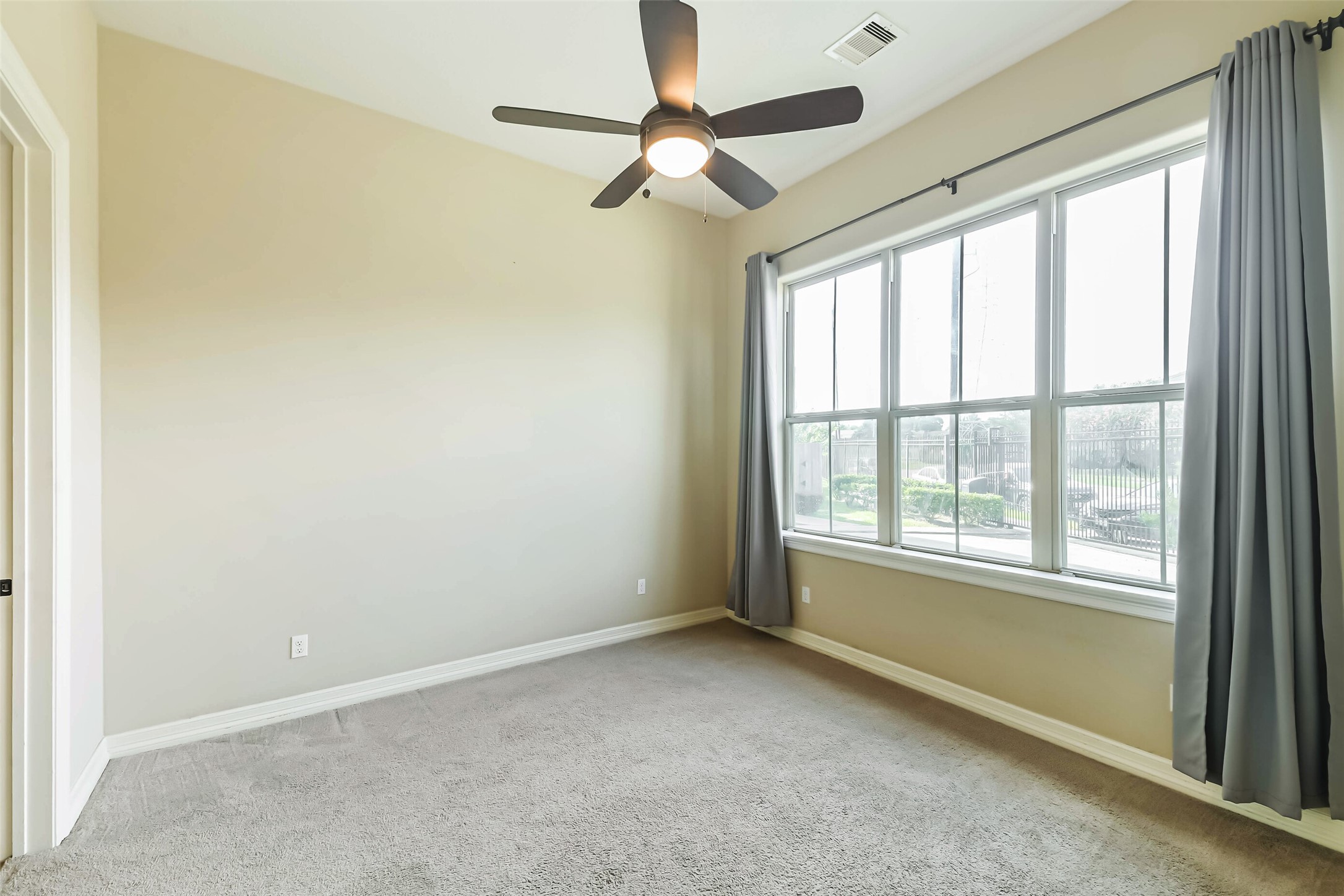 11115 Olympia Drive Property Photo 6