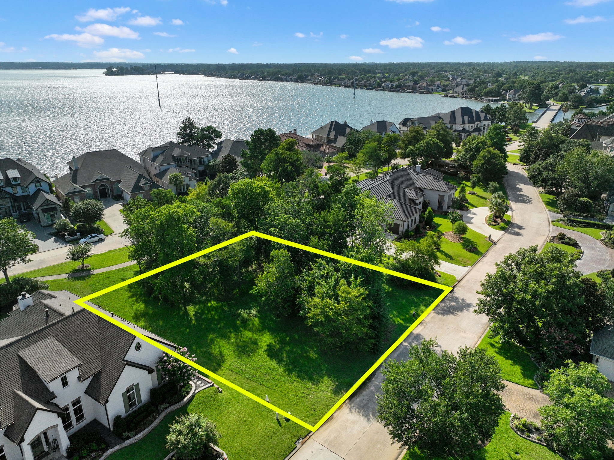 38 Benthaven E Property Photo 4