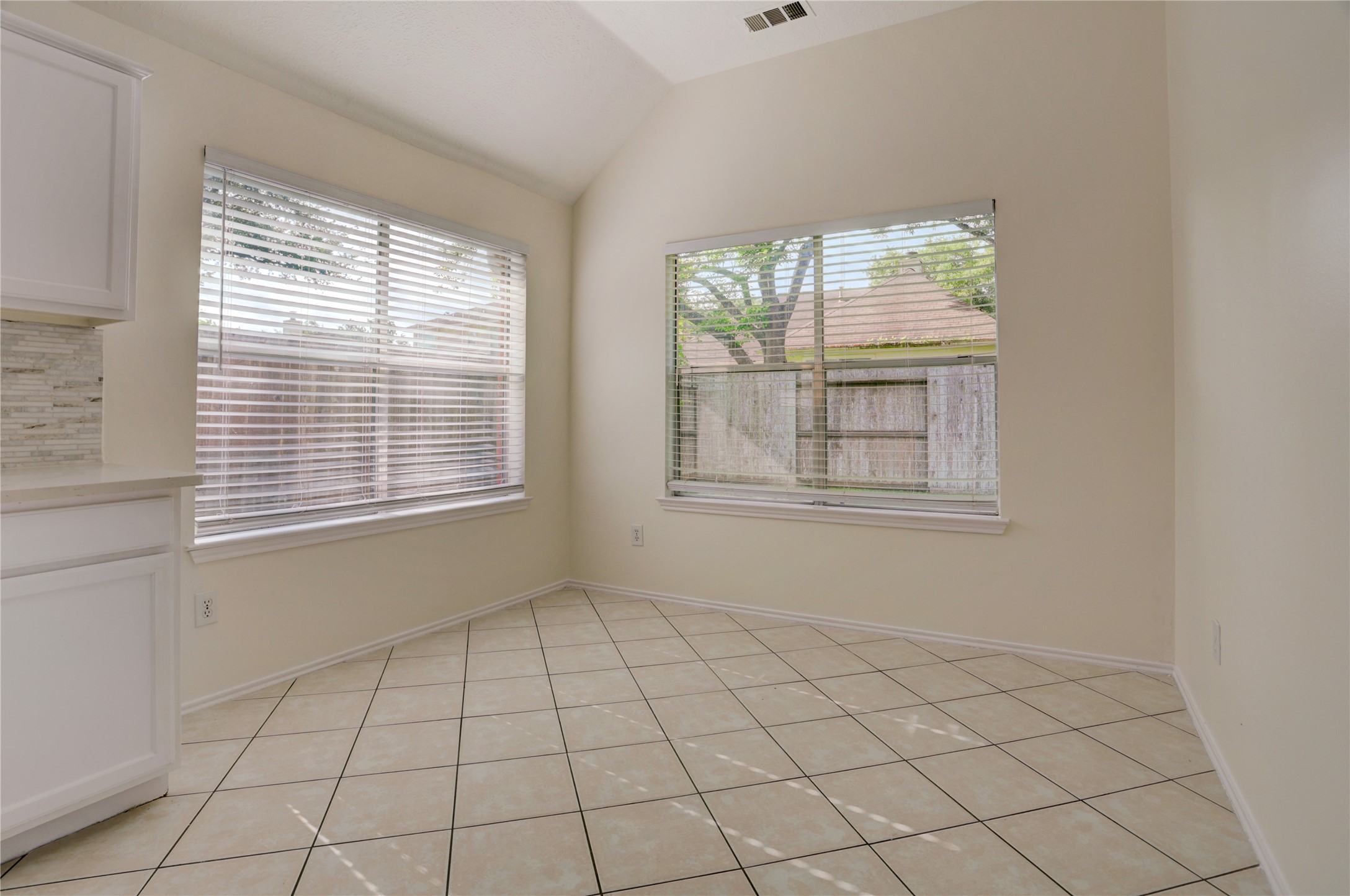 17911 Scrub Oak Drive Property Photo 12
