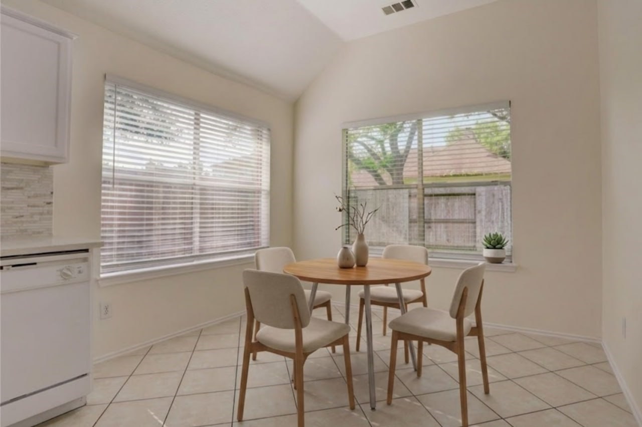 17911 Scrub Oak Drive Property Photo 13