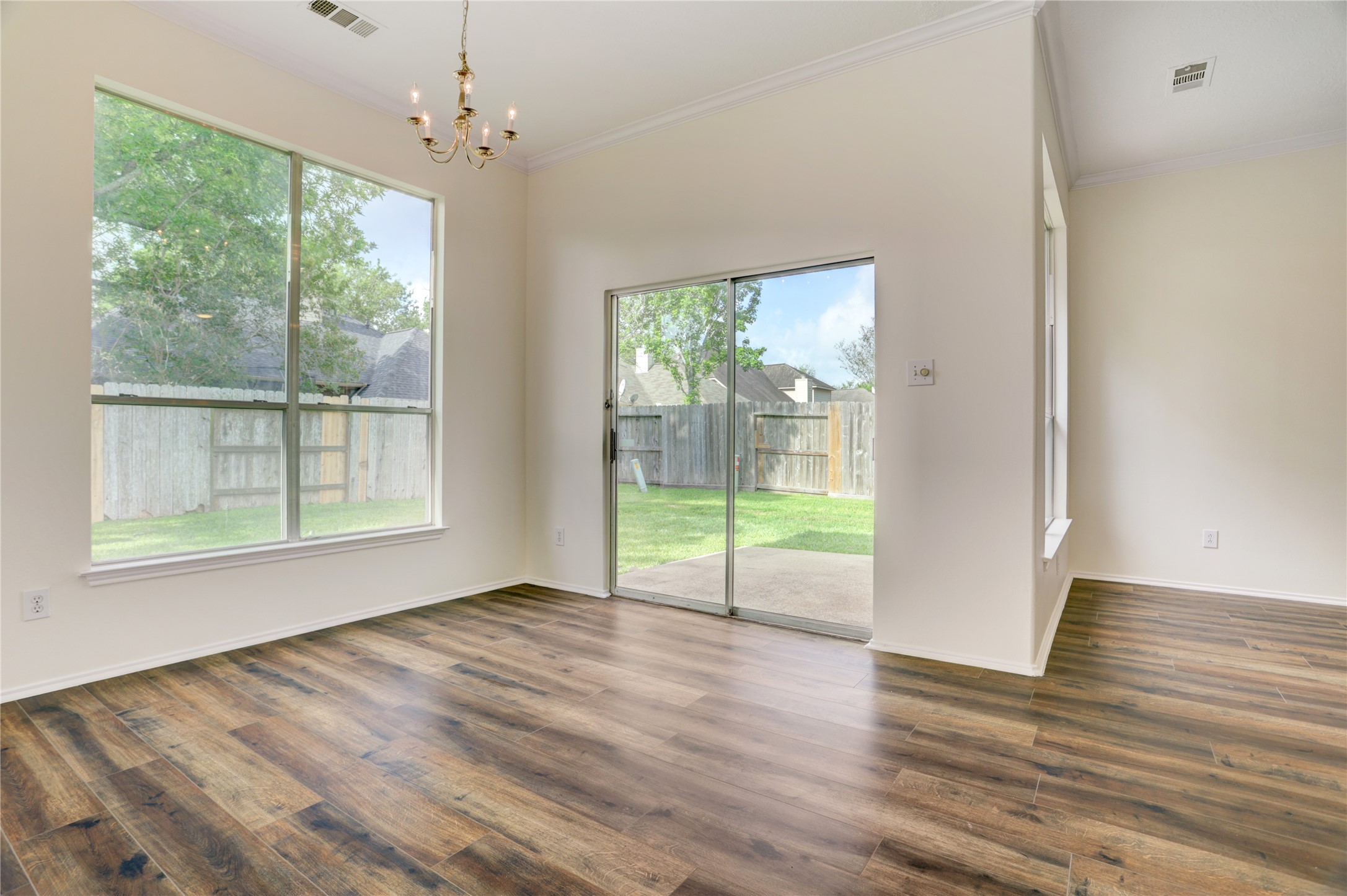 17911 Scrub Oak Drive Property Photo 14