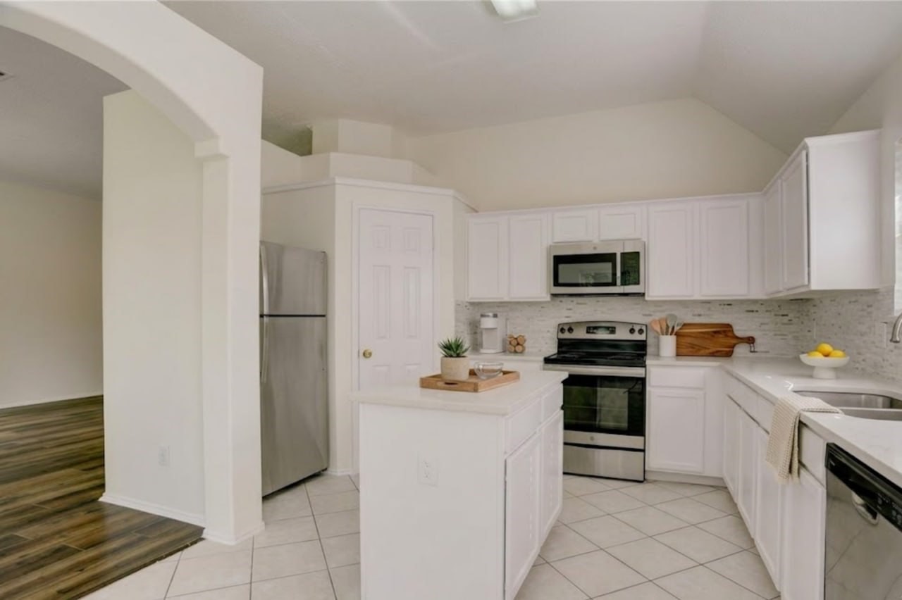 17911 Scrub Oak Drive Property Photo 17