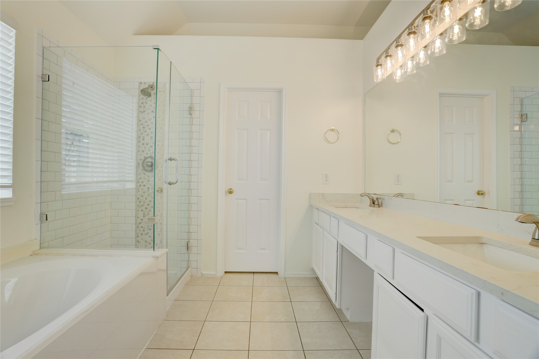 17911 Scrub Oak Drive Property Photo 22