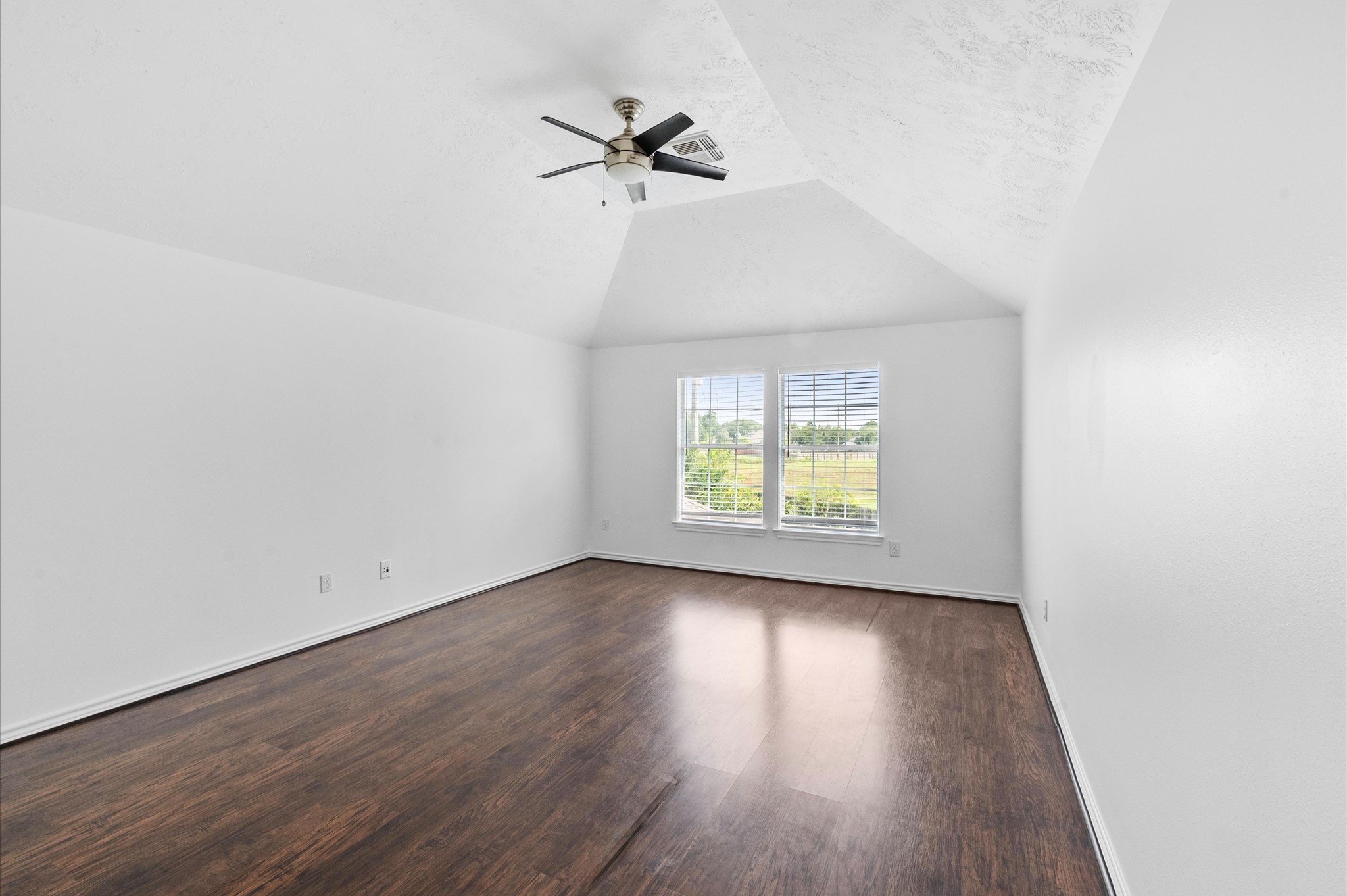 5627 Carta Valley Lane Property Photo 33