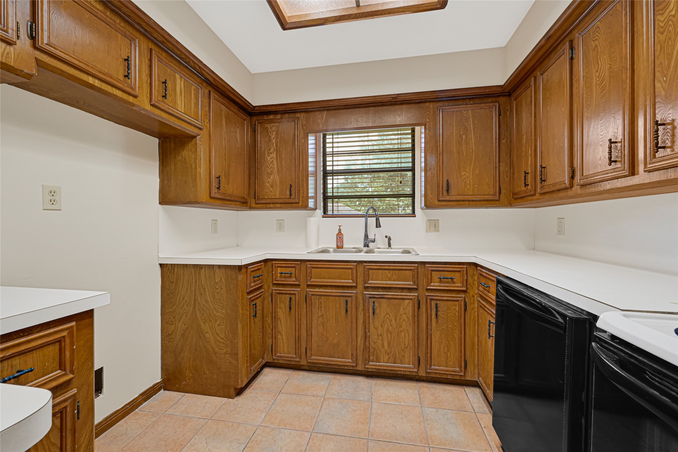 5406 Avenue C Property Photo 3