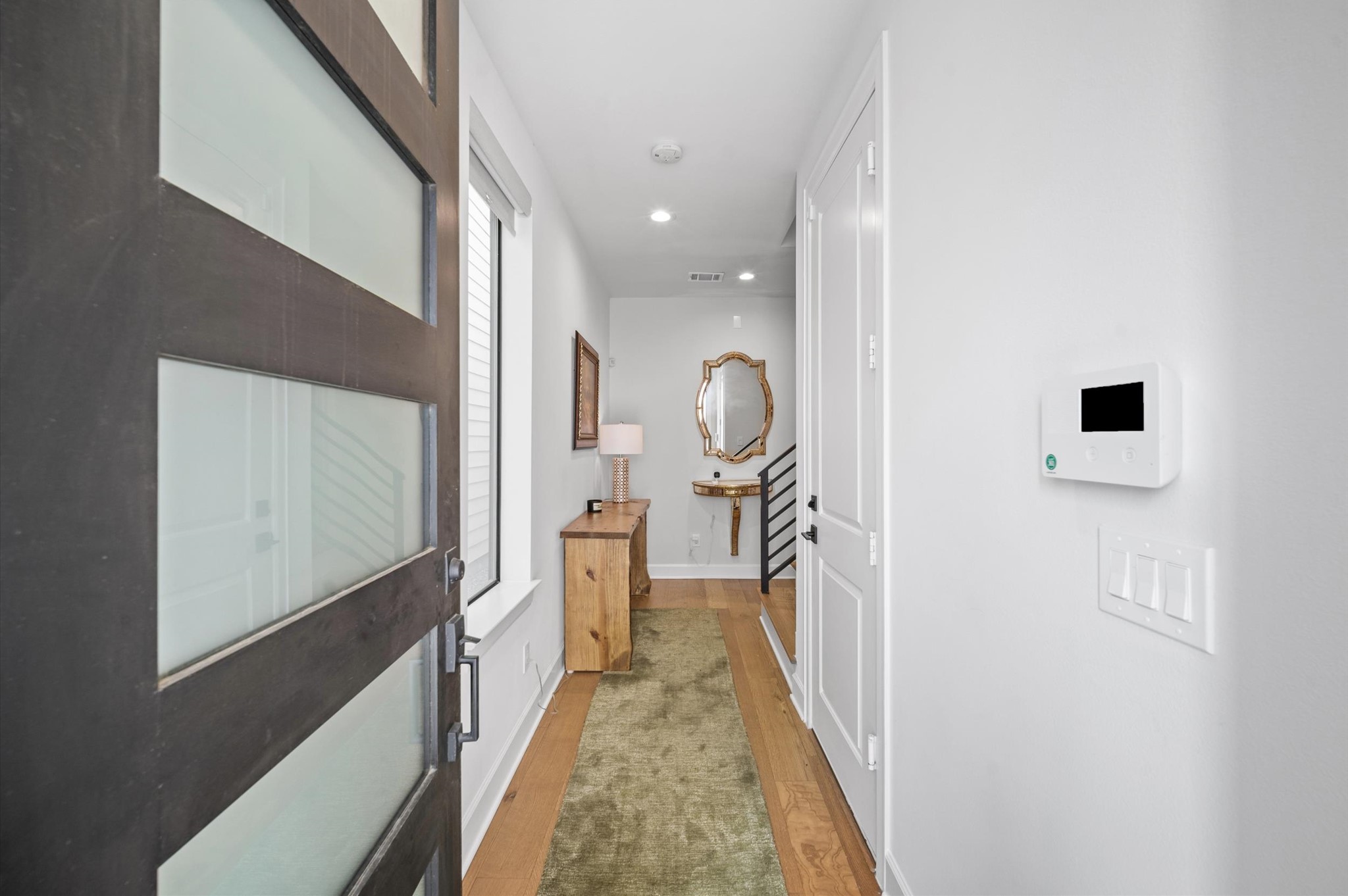 834 Wakefield Drive B Property Photo 6