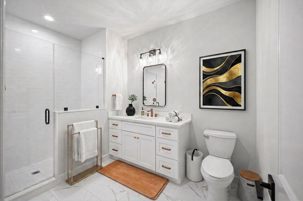 834 Wakefield Drive B Property Photo 8