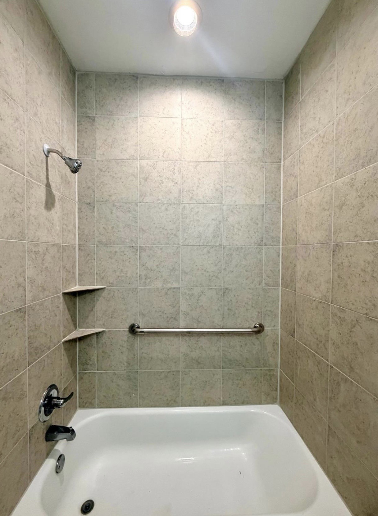 502 S Ross Sterling B Property Photo 20