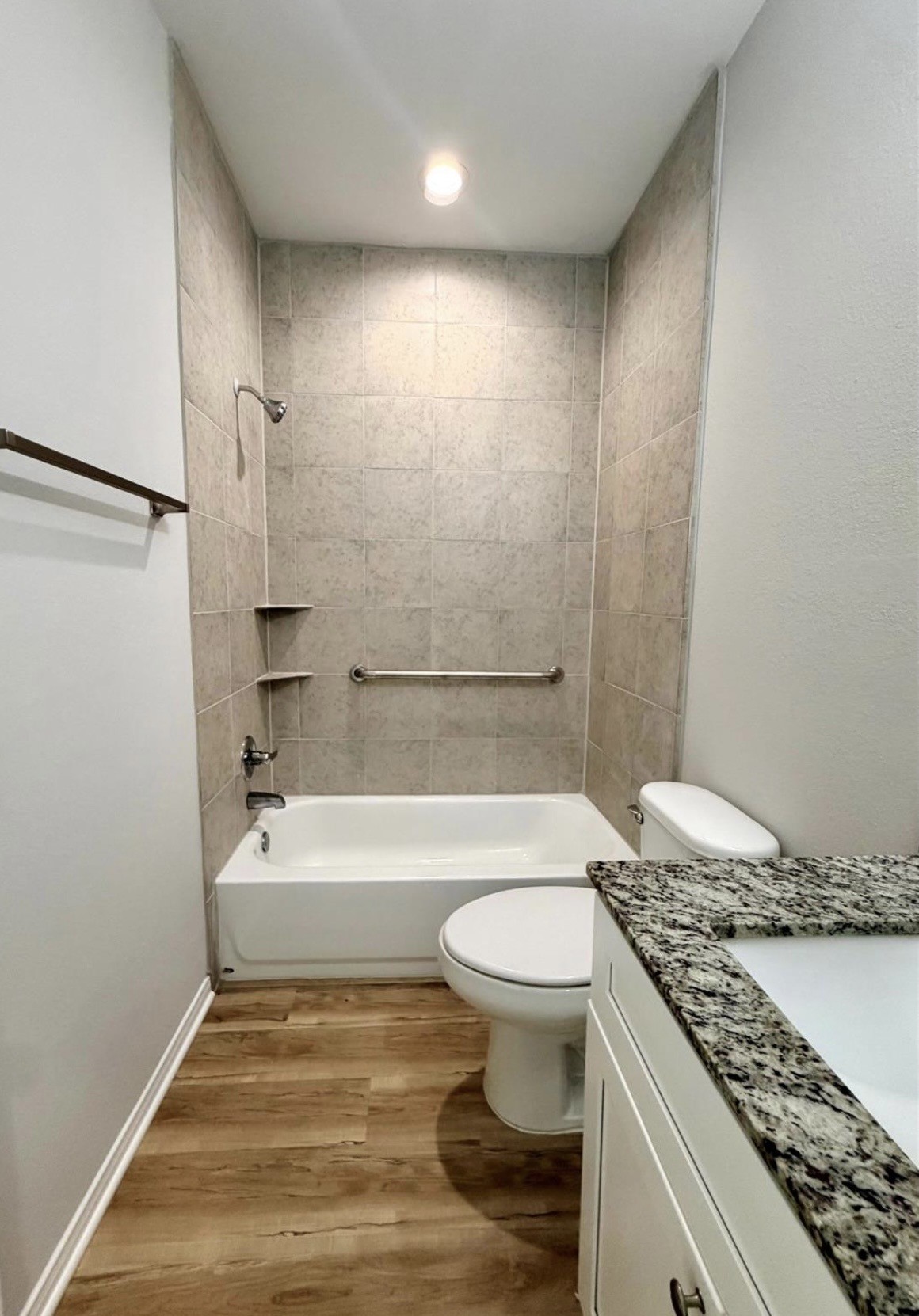 502 S Ross Sterling B Property Photo 22