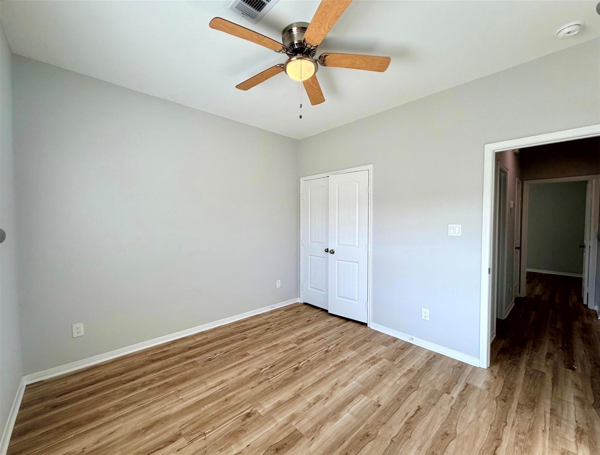 502 S Ross Sterling B Property Photo 24