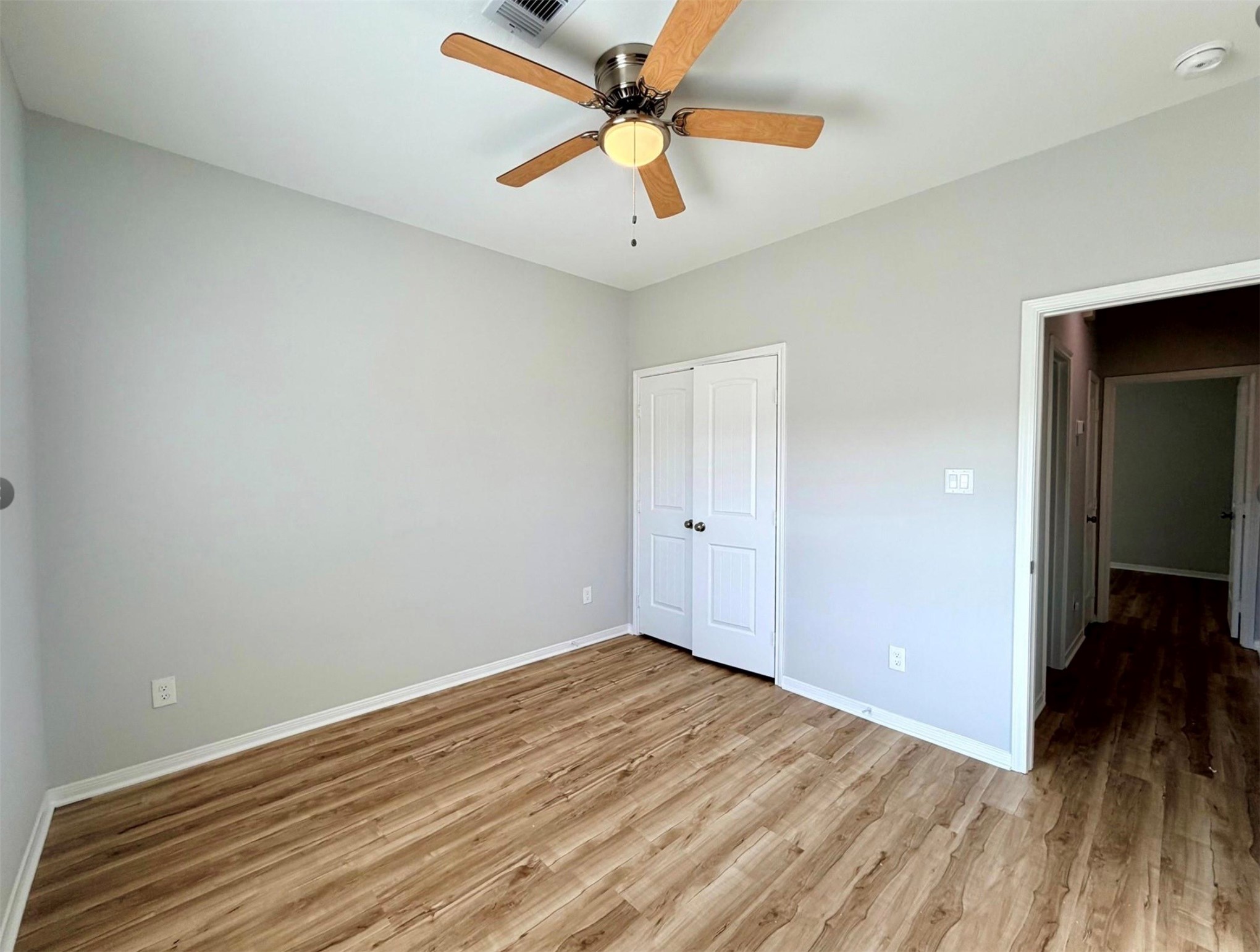 502 S Ross Sterling B Property Photo 25