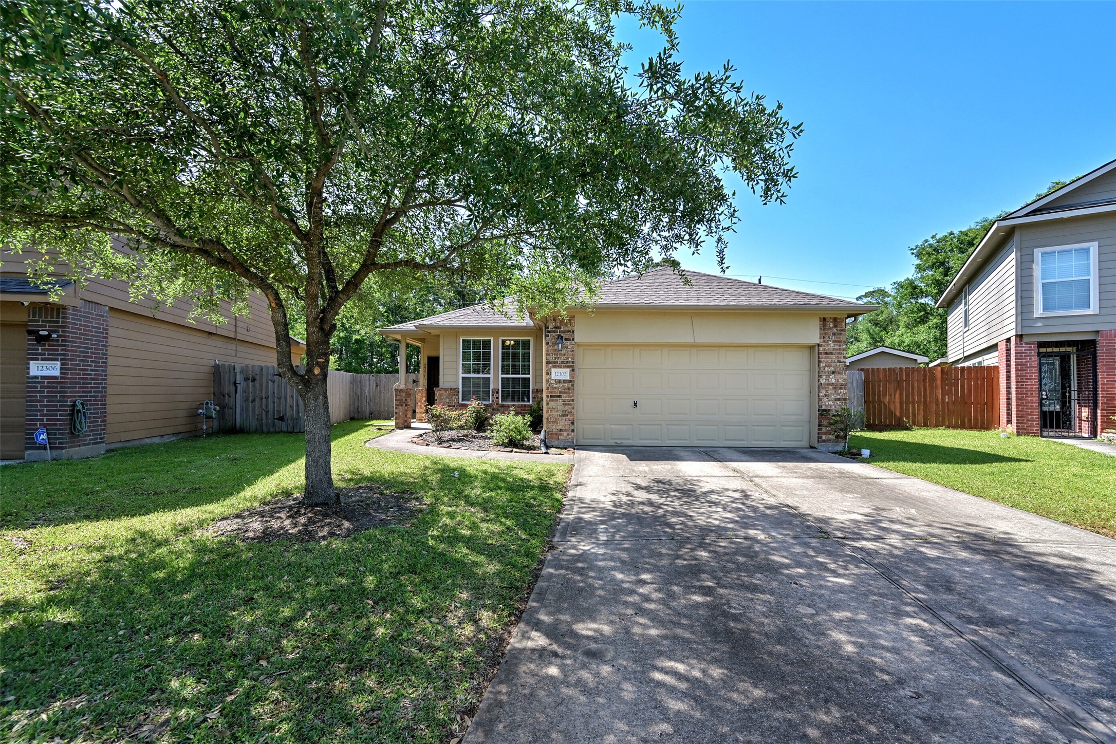12302 Garden Gale Ln Property Photo 1